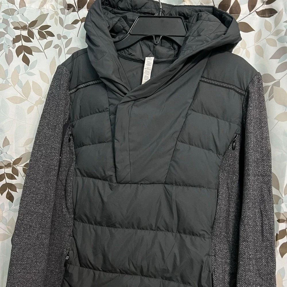 Lululemon Fluff Off PulloverBlack / Heathered Herringbone Heathered Black Size 6